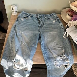 American Eagle Outfitters Light Blue Mom Jean
